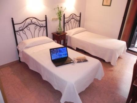 Hostal Ivor Madrid Luaran gambar