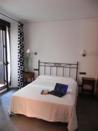 Hostal Ivor Madrid Luaran gambar