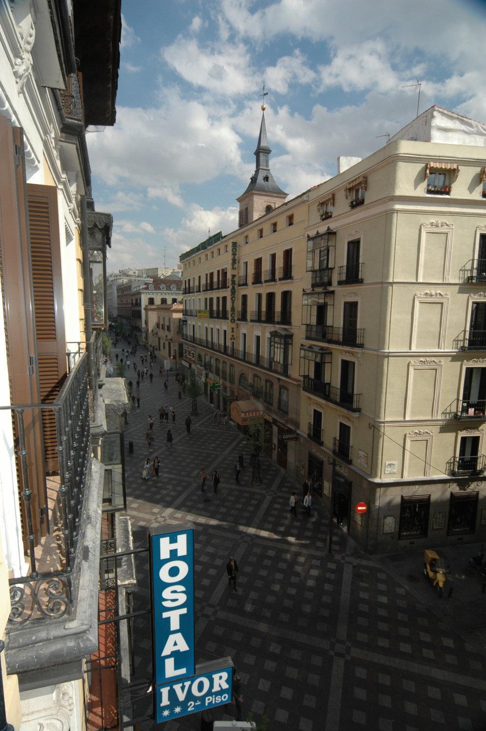 Hostal Ivor Madrid Luaran gambar